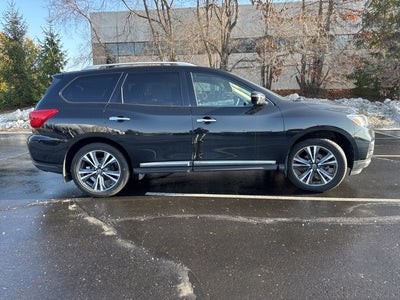 2019 Nissan Pathfinder Platinum