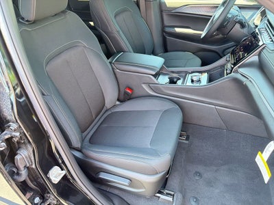 2026 Jeep Grand Cherokee Laredo X
