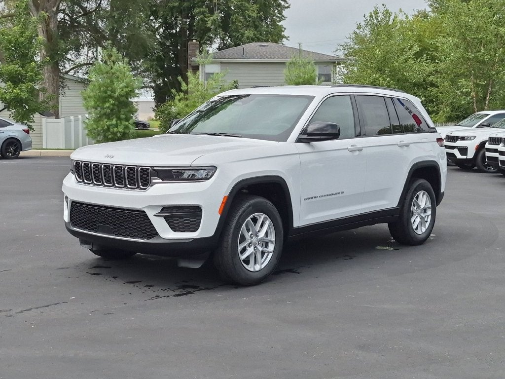 2026 Jeep Grand Cherokee Laredo