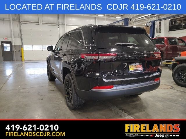 2026 Jeep Grand Cherokee Laredo