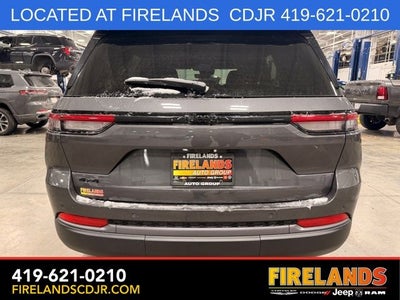 2026 Jeep Grand Cherokee Laredo