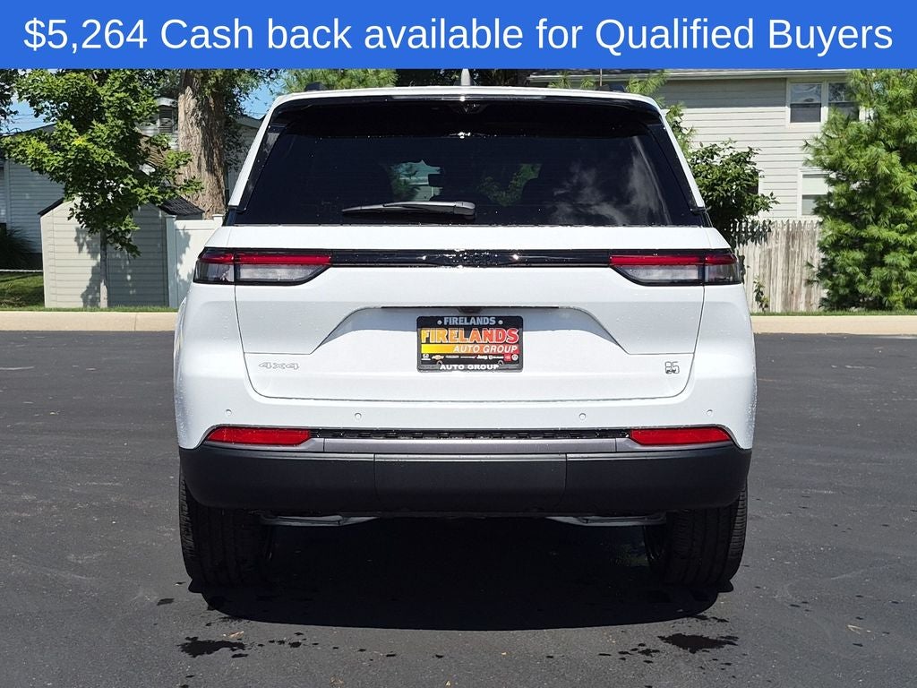 2026 Jeep Grand Cherokee Base