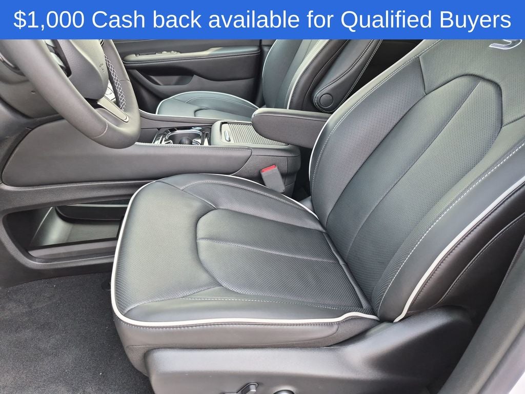 2027 Chrysler Pacifica Limited
