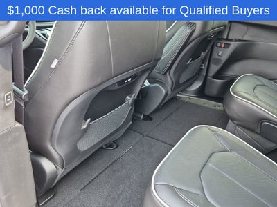 2027 Chrysler Pacifica Limited