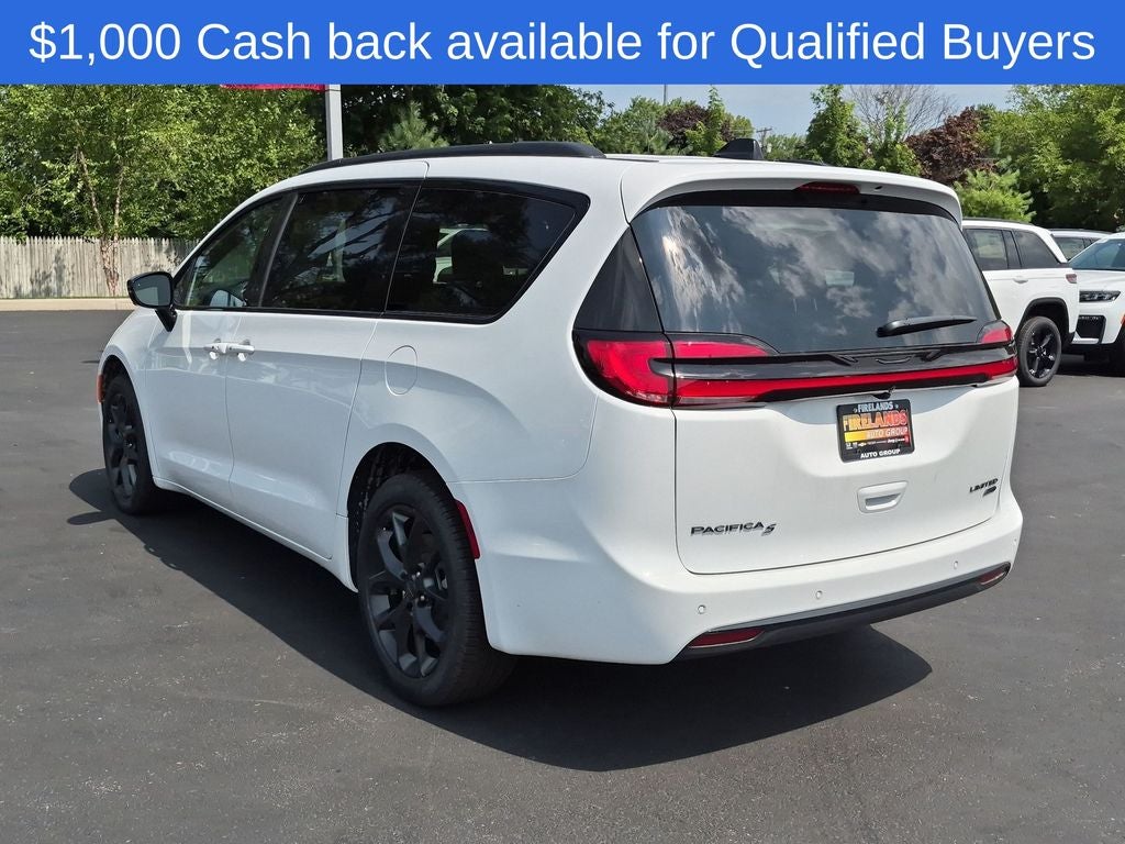 2027 Chrysler Pacifica Limited