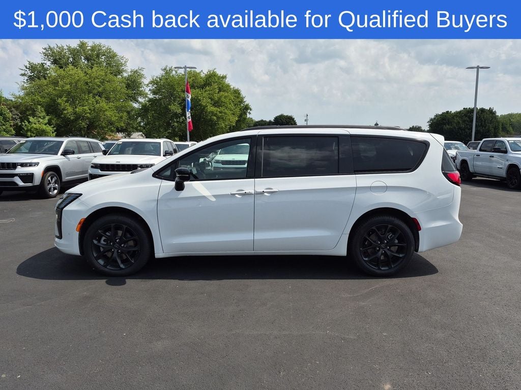 2027 Chrysler Pacifica Limited