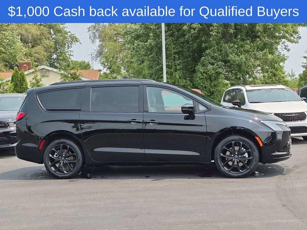 2027 Chrysler Pacifica Limited