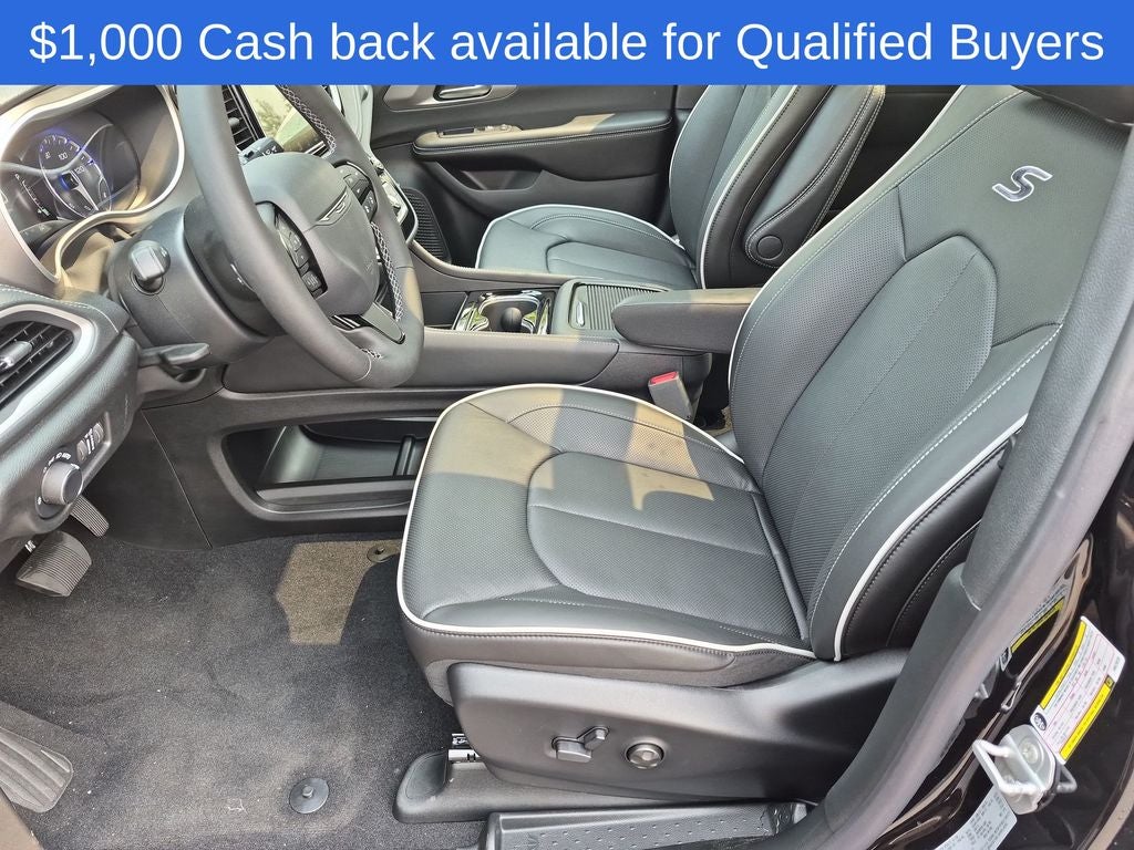 2027 Chrysler Pacifica Limited