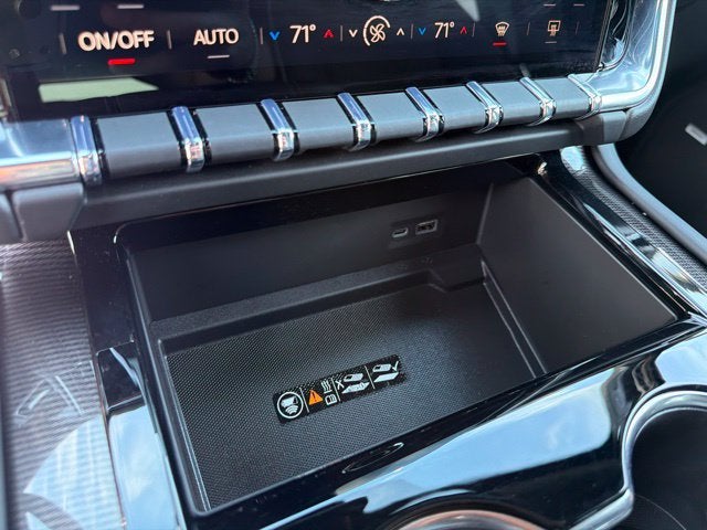 2025 GMC Yukon XL Elevation