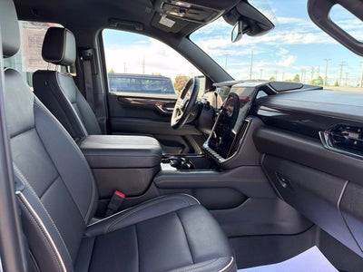 2025 GMC Yukon XL Elevation