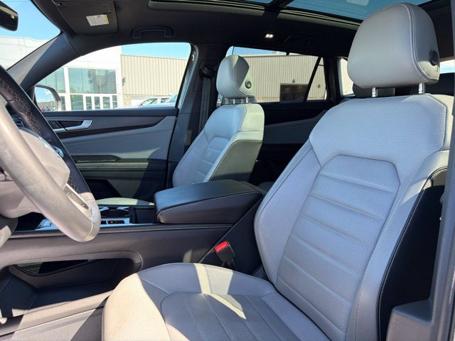 2025 Volkswagen Atlas Cross Sport 2.0T SEL