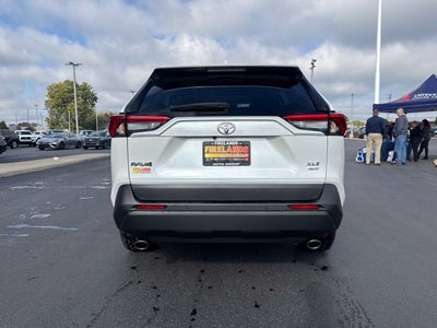 2025 Toyota RAV4 XLE Premium