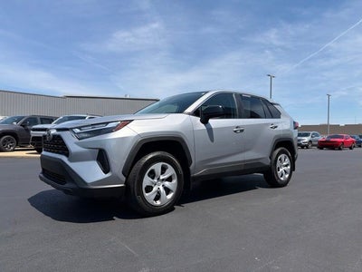 2023 Toyota RAV4 LE
