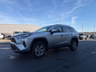 2025 Toyota RAV4 XLE