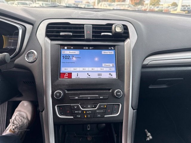 2017 Ford Fusion SE