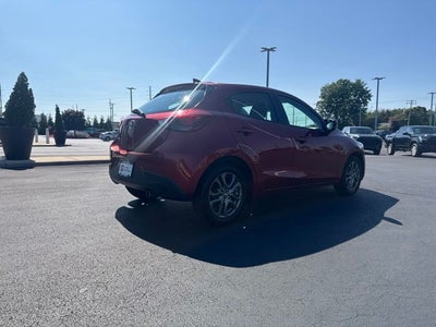 2020 Toyota Yaris LE