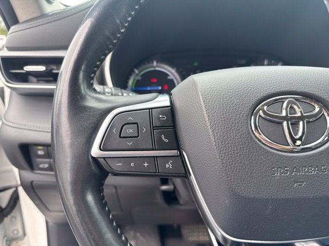 2021 Toyota Highlander Hybrid Platinum