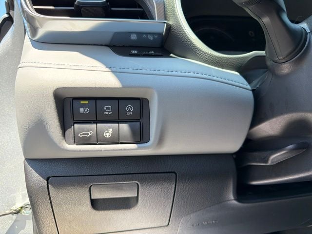 2025 Toyota Highlander Platinum