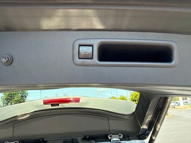 2025 Toyota Highlander Platinum