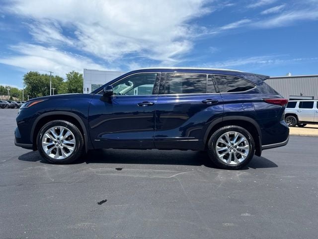 2022 Toyota Highlander Hybrid Limited