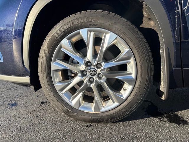 2022 Toyota Highlander Hybrid Limited