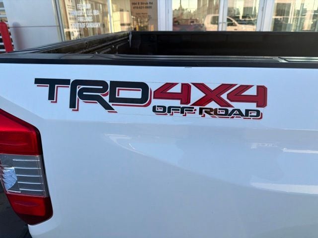 2016 Toyota Tundra SR5