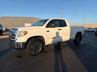 2016 Toyota Tundra SR5