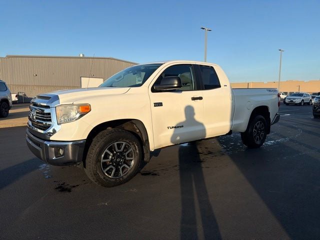 2016 Toyota Tundra SR5