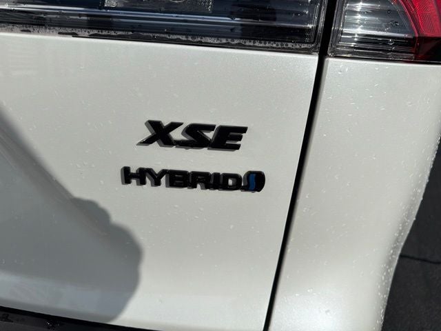 2024 Toyota Corolla Cross Hybrid XSE