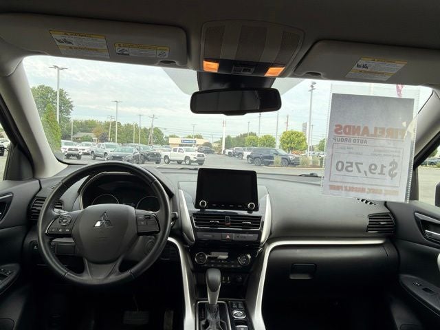 2022 Mitsubishi Eclipse Cross Base