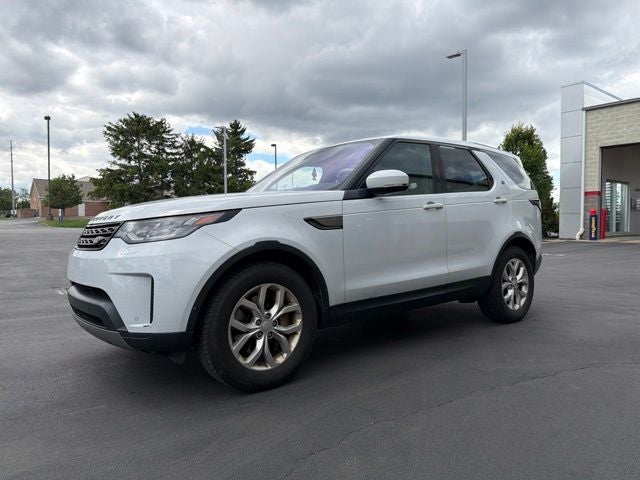 2020 Land Rover Discovery SE