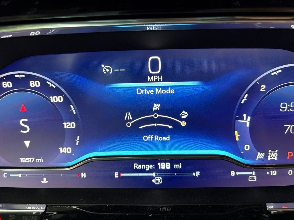 2025 Chevrolet Silverado 1500 LT LT1