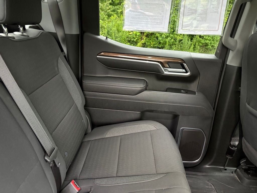 2025 Chevrolet Silverado 1500 LT LT1