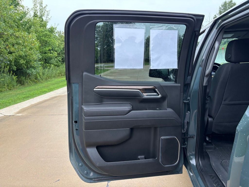 2025 Chevrolet Silverado 1500 LT LT1