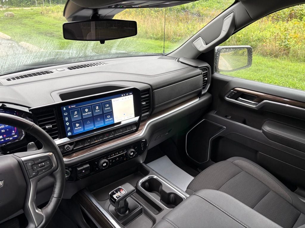 2025 Chevrolet Silverado 1500 LT LT1