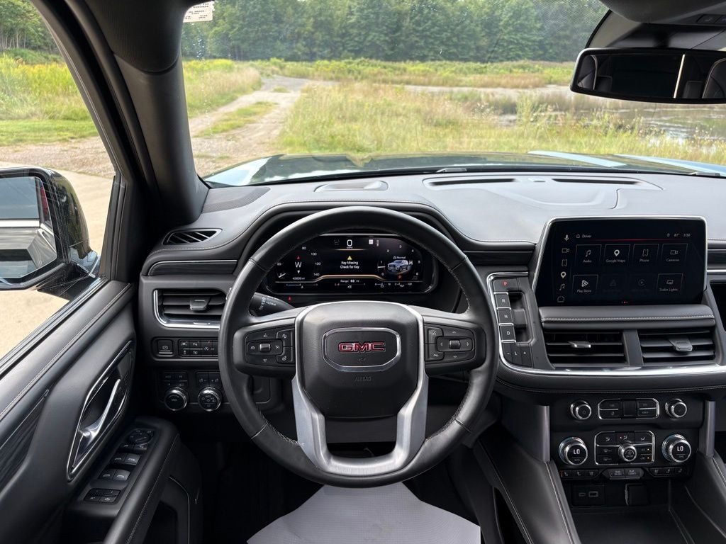 2023 GMC Yukon XL SLT