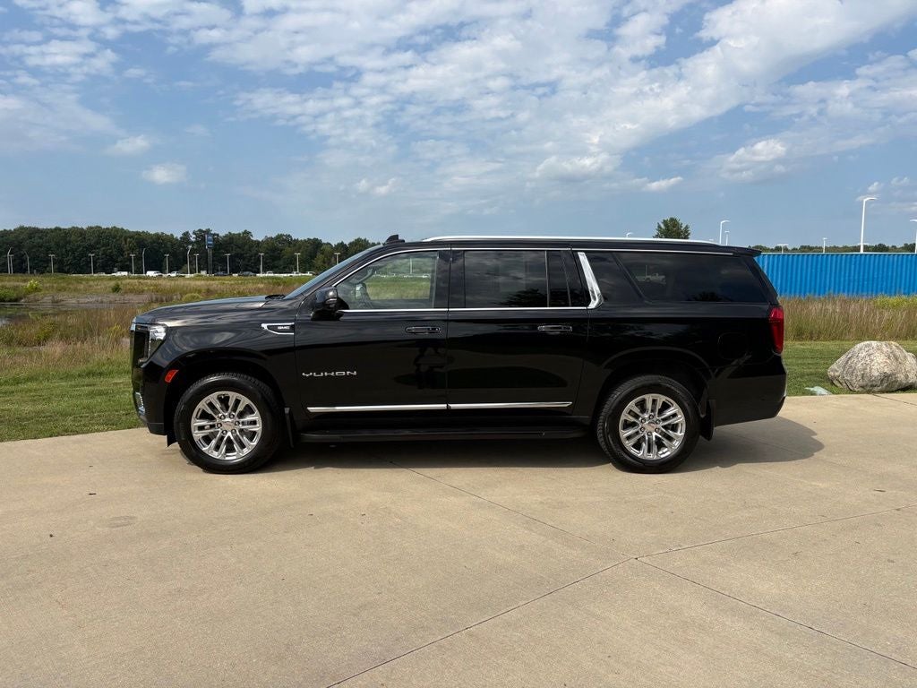2023 GMC Yukon XL SLT