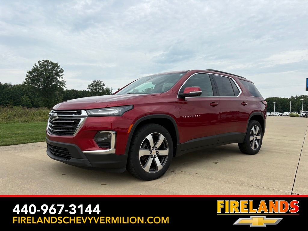 2023 Chevrolet Traverse LT Leather