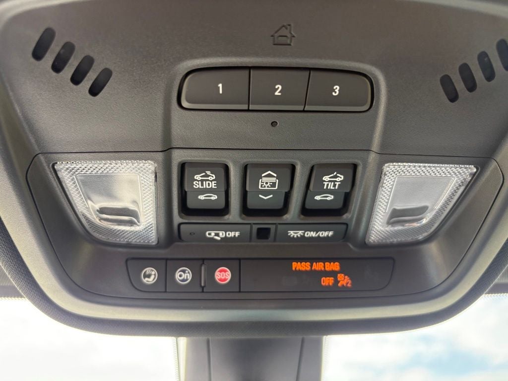 2023 Chevrolet Traverse High Country