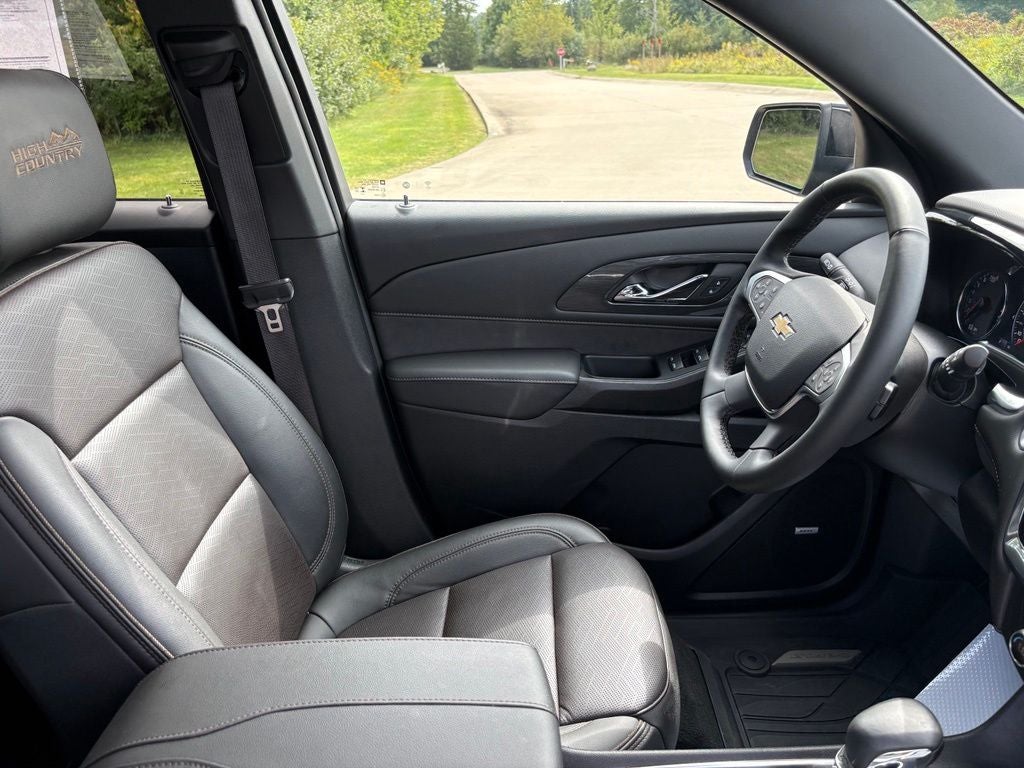 2023 Chevrolet Traverse High Country