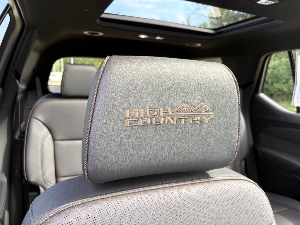 2023 Chevrolet Traverse High Country
