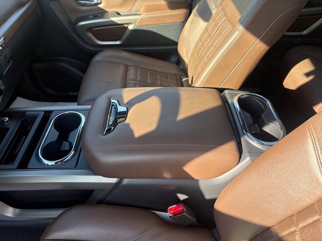 2023 Nissan Titan Platinum Reserve