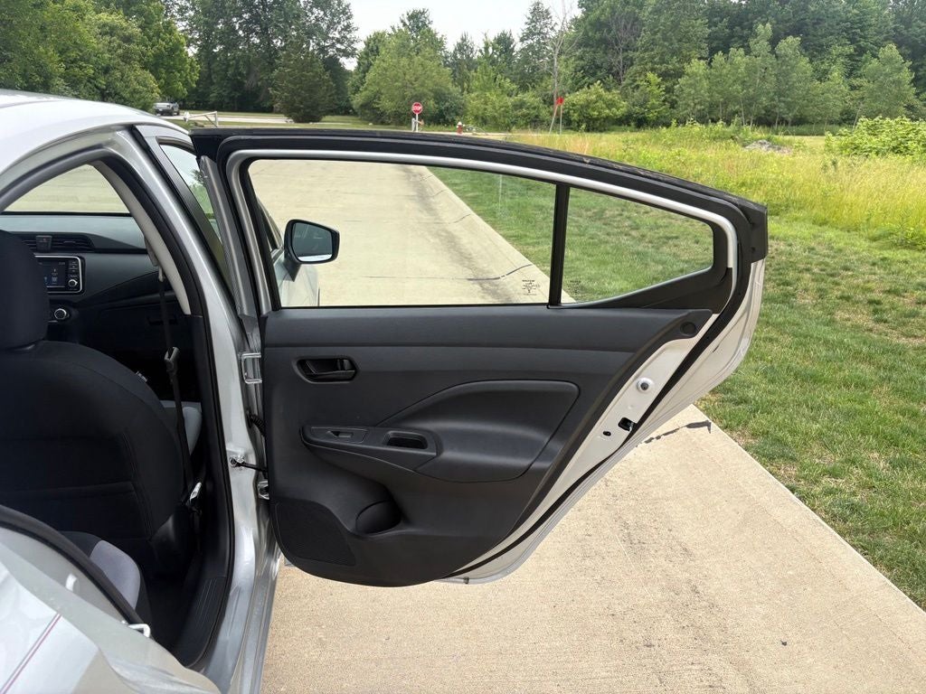 2025 Nissan Versa 1.6 S