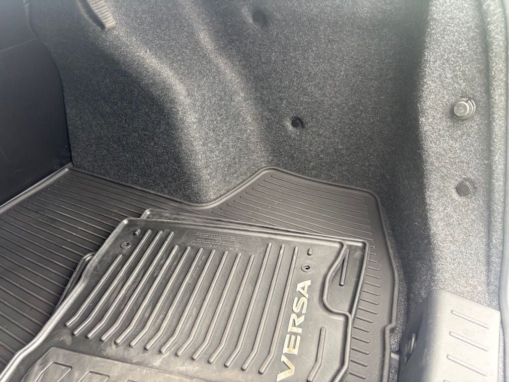 2025 Nissan Versa 1.6 S