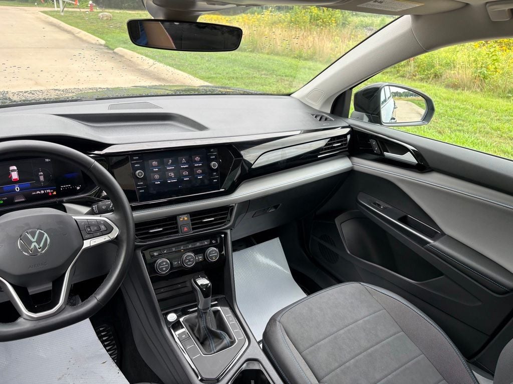 2024 Volkswagen Taos 1.5T SE