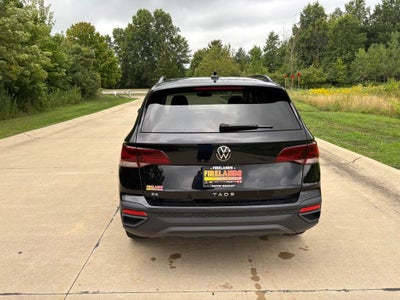 2024 Volkswagen Taos 1.5T SE