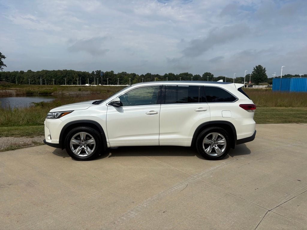 2017 Toyota Highlander Limited
