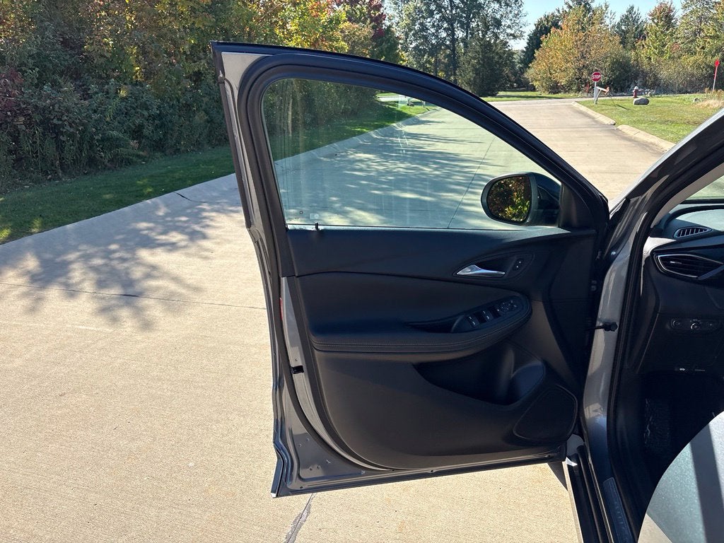 2022 Buick Encore GX Select