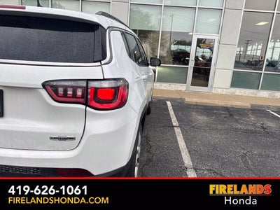 2022 Jeep Compass Latitude Lux