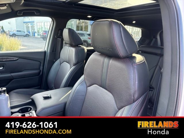 2025 Honda Pilot Black Edition